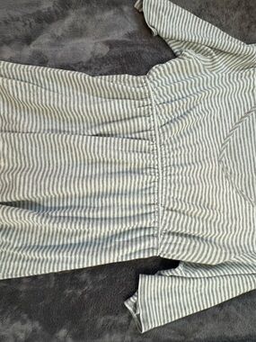 Jasmine & Ginger Striped Peplum Long Sleeve Top - Light Gray & White